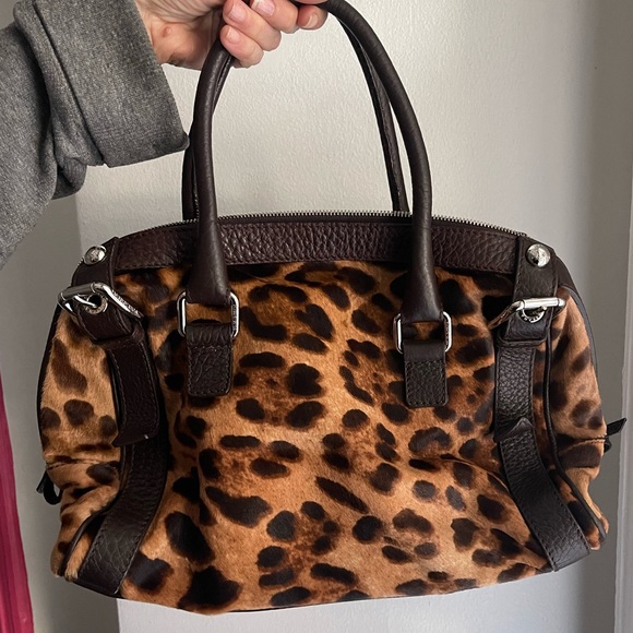 Dolce & Gabbana brown leopard print shoulder bag - Picture 2 of 10